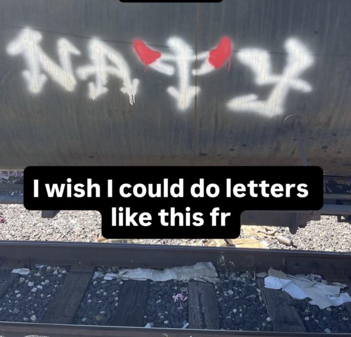 对这种风格感到好奇 