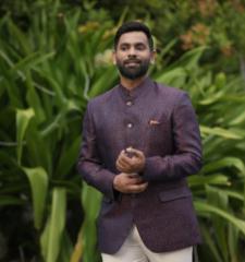 Vigneshwar Ramalingam
