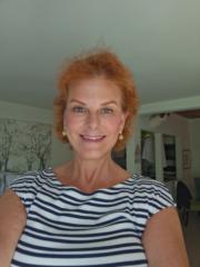 Laura Steele