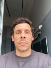 Julien R