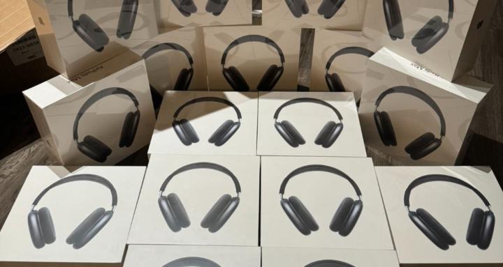 Reselling 1:1 Products