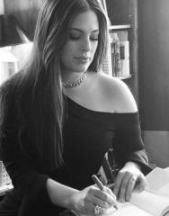 Camila Bella