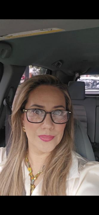 Zenia Santos