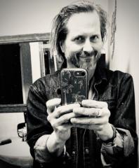 Andrew Holmes