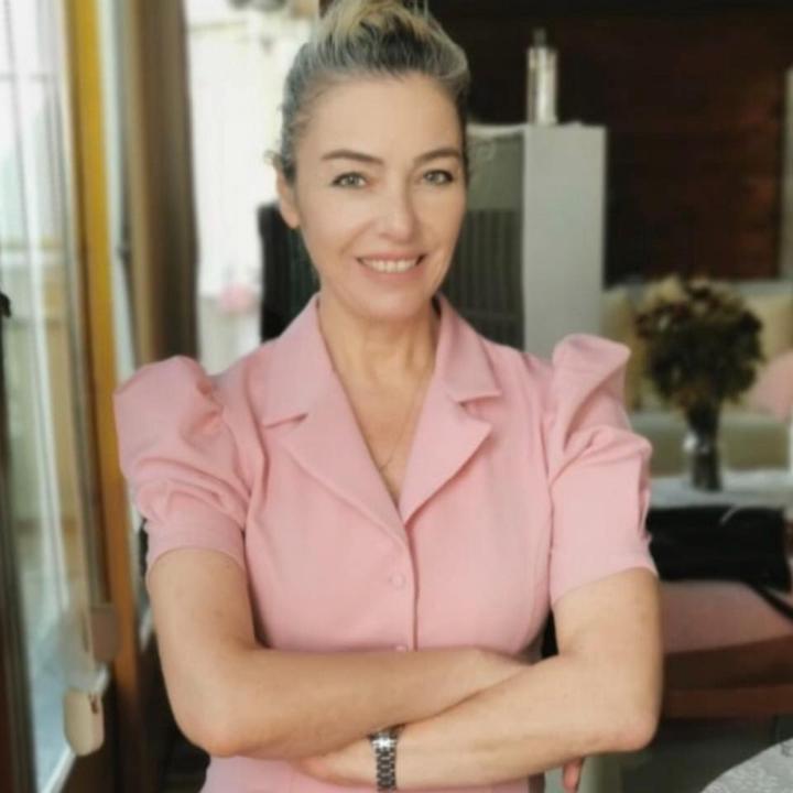 Feyza Evin