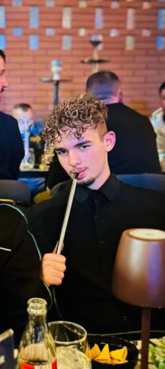 Κωνσταντίνος Τσούτσουρας