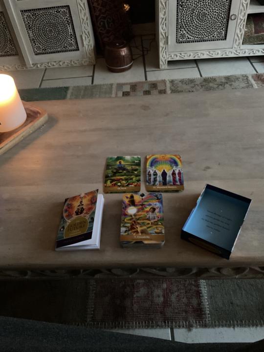Akashic Reading – Golden Future Oracle ✨
