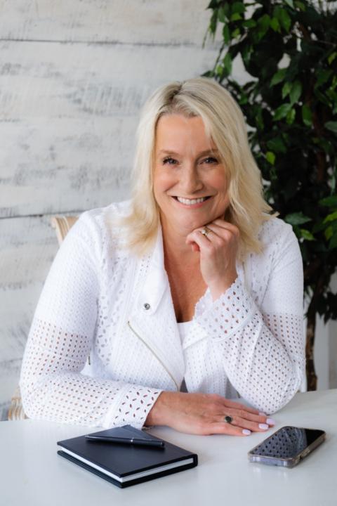 Liz Leonard