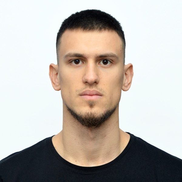 Rostislav Karaivanov