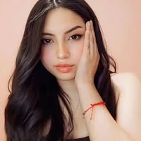 Andrea Lara