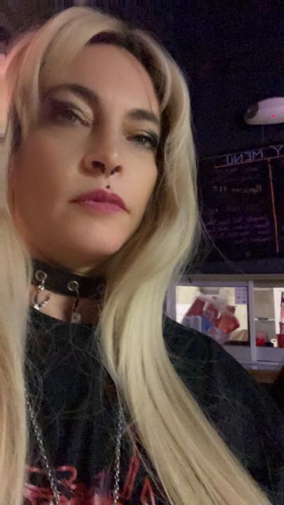 Traci Refior