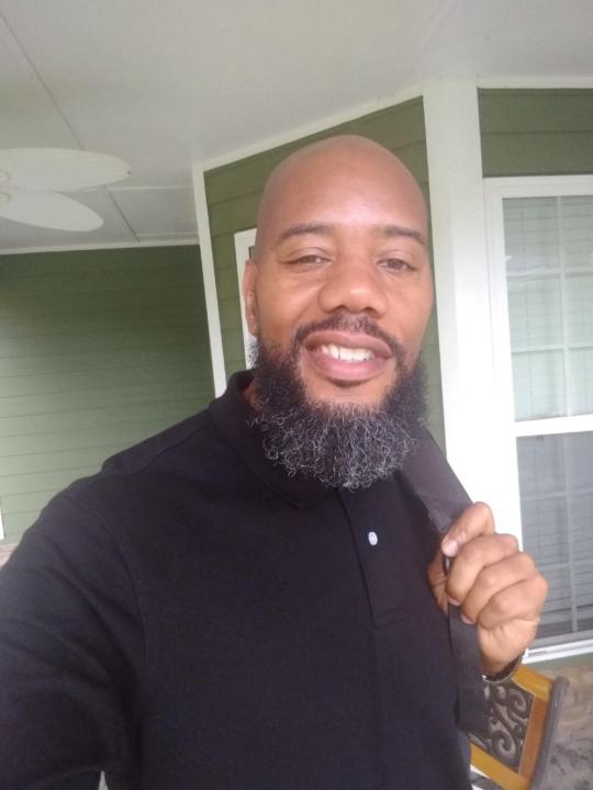 Lester Jones