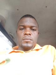 Ambe Lessly shu
