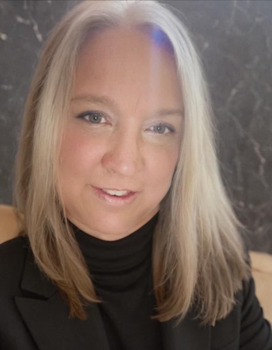 Shari Courtier