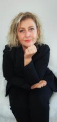 Karine Ciemny