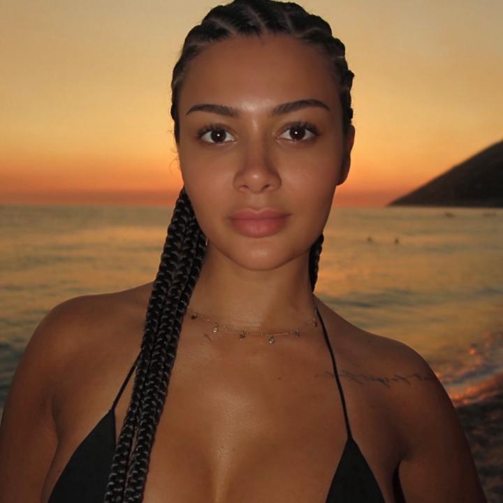 Rebecca Neves