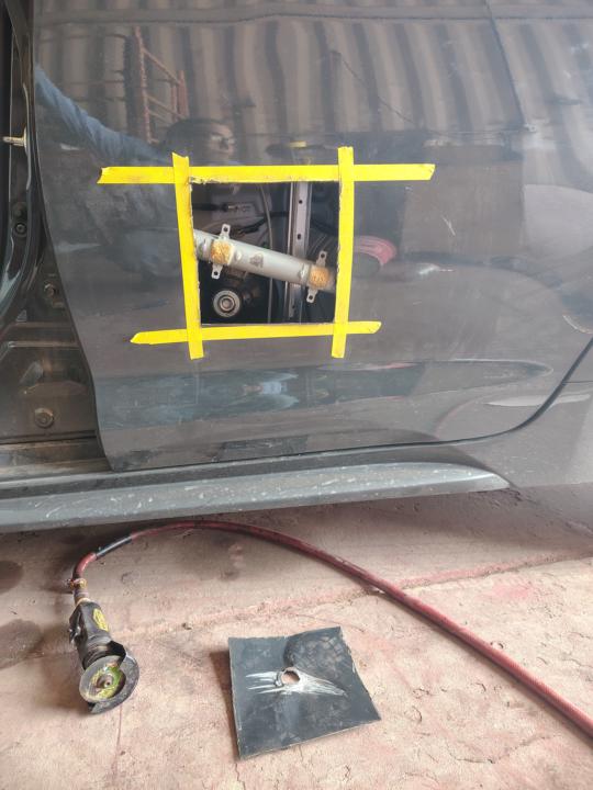 DOOR  REPAIR