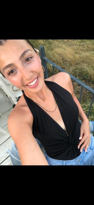 Emine Bakır