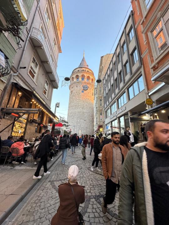 Med Akan