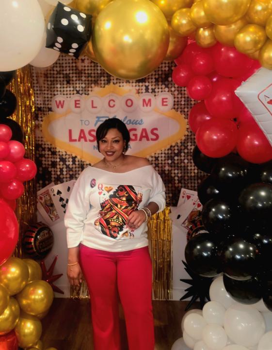 THE QUEEN SHIRT