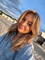 Eve Mohnke