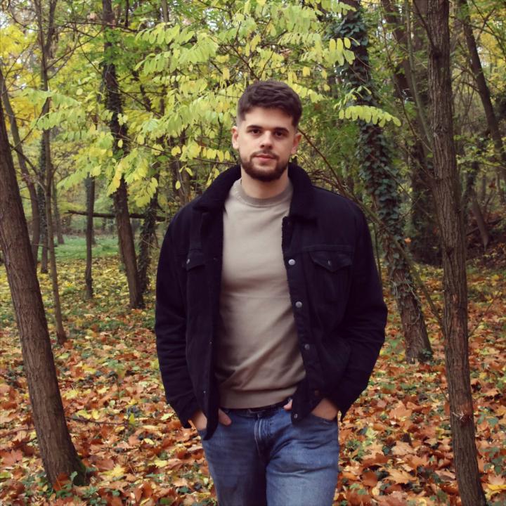 Николай Маринов