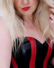 Suzie Storm