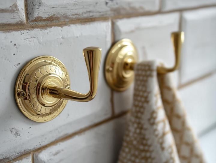 Etsy: Which is better, AI or reality?