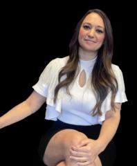 Kirstie Holmes