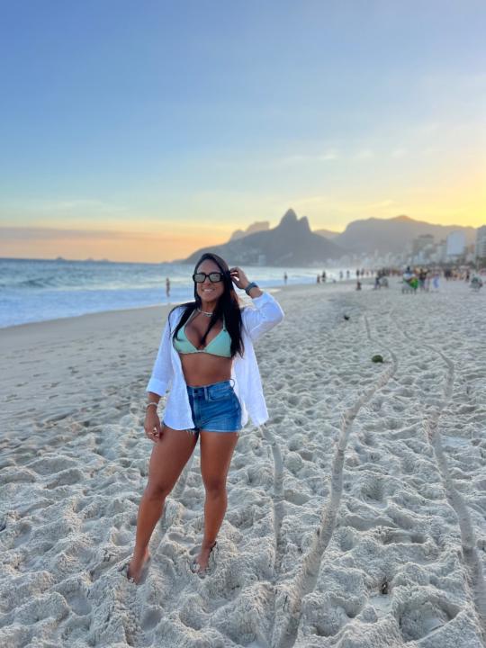 Aline Ferraro