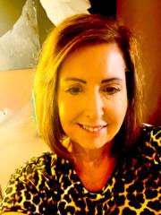 Kelly Llewellyn