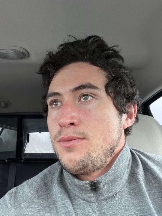 Elias Uribe
