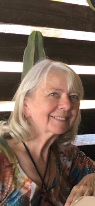 Carolyn Kenyon