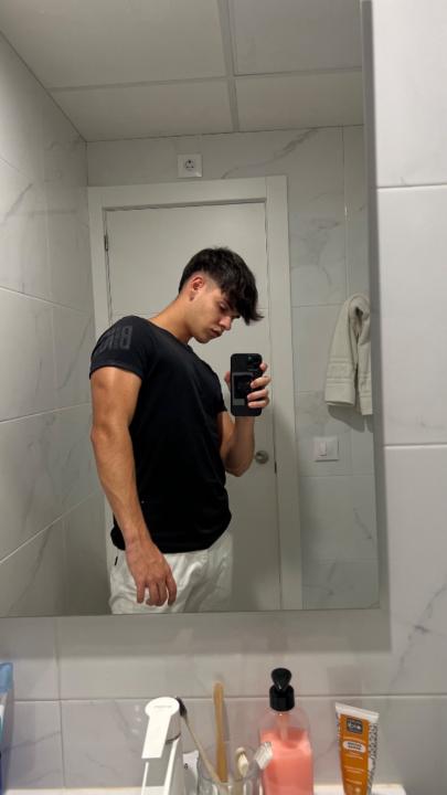 Eric Barnola Bretcha