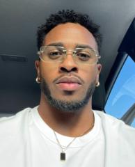 Kelvin Hampton