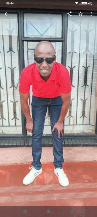 Lucas Mqekeza