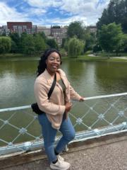 Raymeka Moss