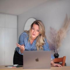 Carolin Helff