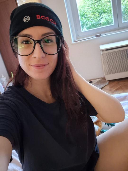 Júlia Dorina Péter