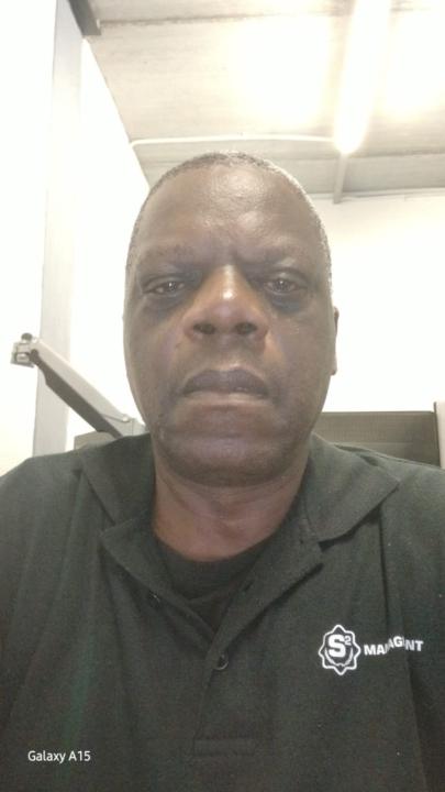 Peter Chikazaza