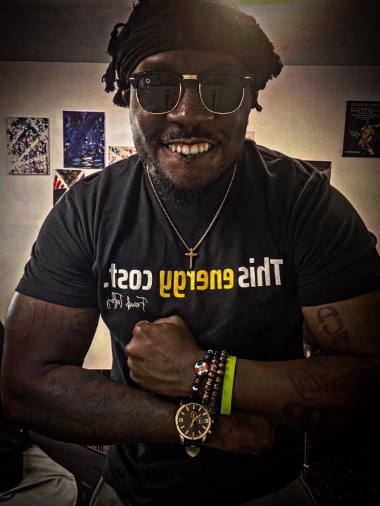Doninique Elliott
