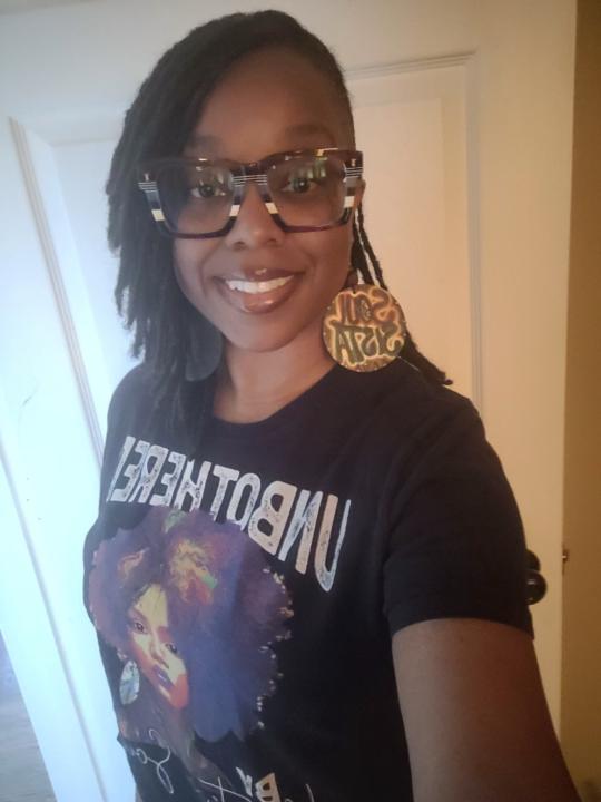 Shoneice Hicks