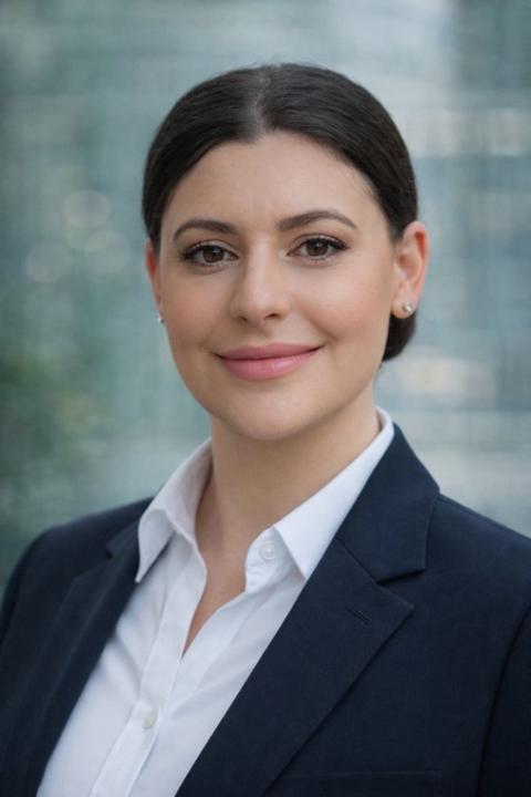 Анна Иванова