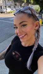 Bella Moroney