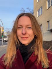 Veronique Slomski