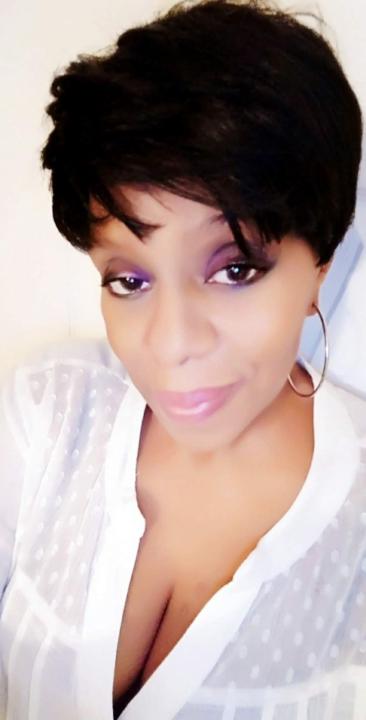 Ms Toni Terry
