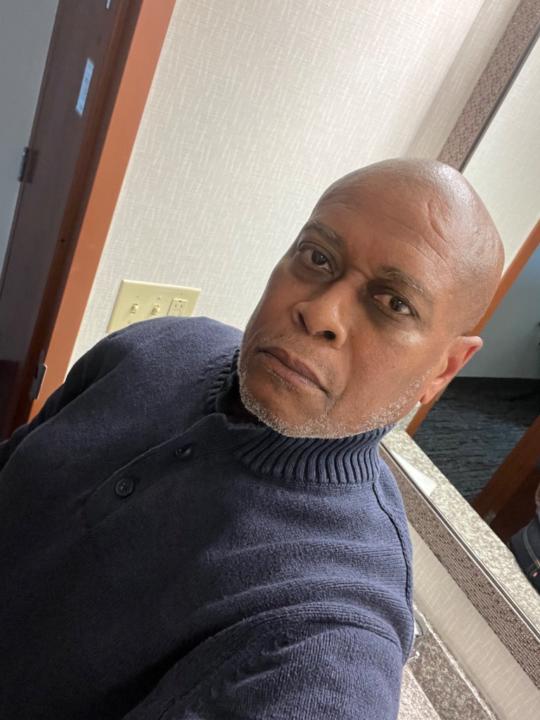 Eric S Washington