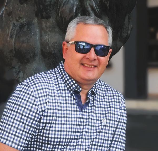 Carlos G  arias