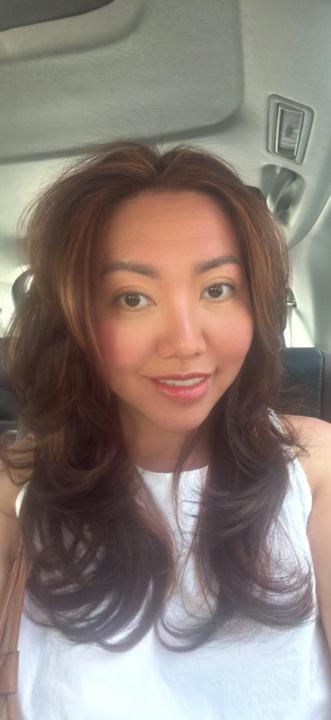 Nhung Maury