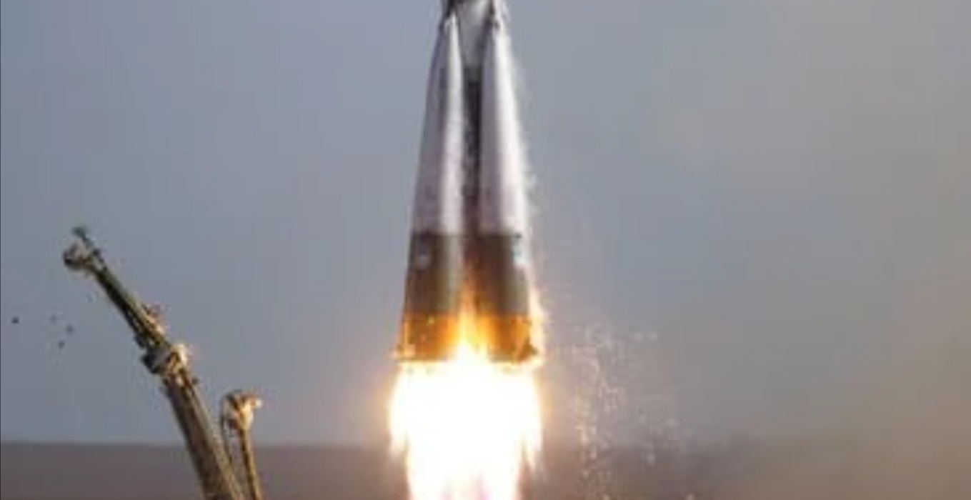 Revenue Rocket Free 2 Chapters